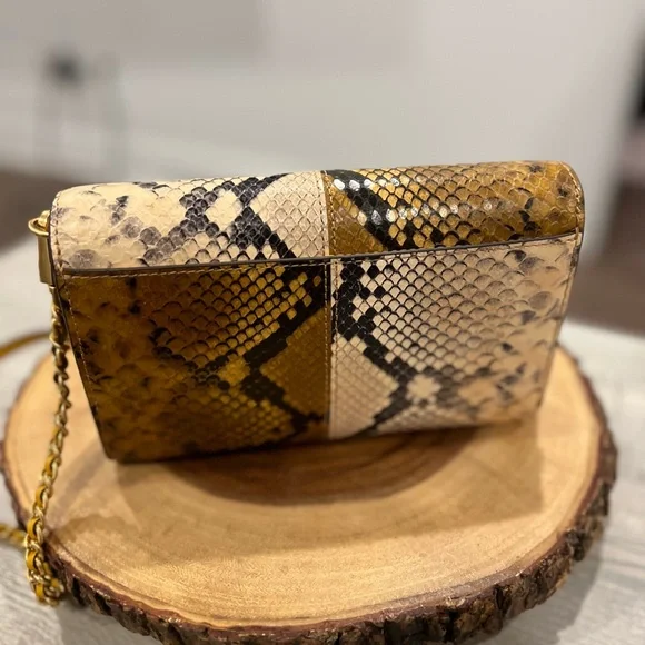 Tory Burch Chain Wallet - Picture 7 of 9